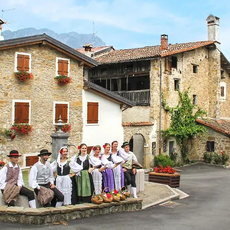 2 Bedroom In * Pulfero