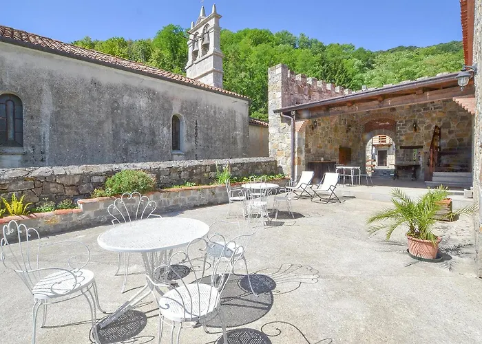 2 Bedroom In Holiday home