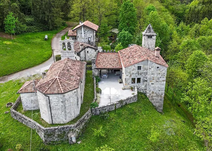 2 Bedroom In Holiday home